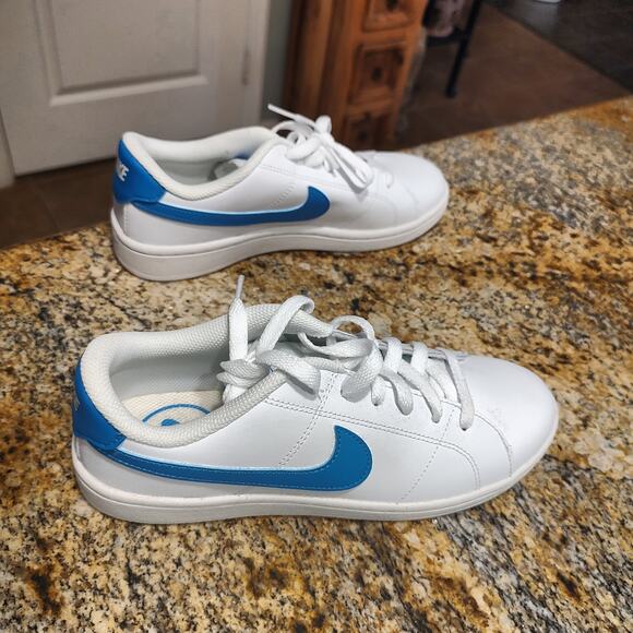 Nike White & Blue Sneakers Mens Size 7 Model CQ9246-106 main image 14